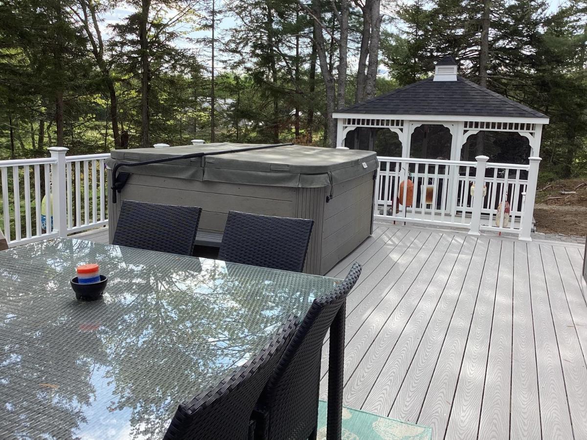 Ocean Front Waterfront River Front Hot Tub Kid & Pet Friendly Gouldsboro Exterior photo